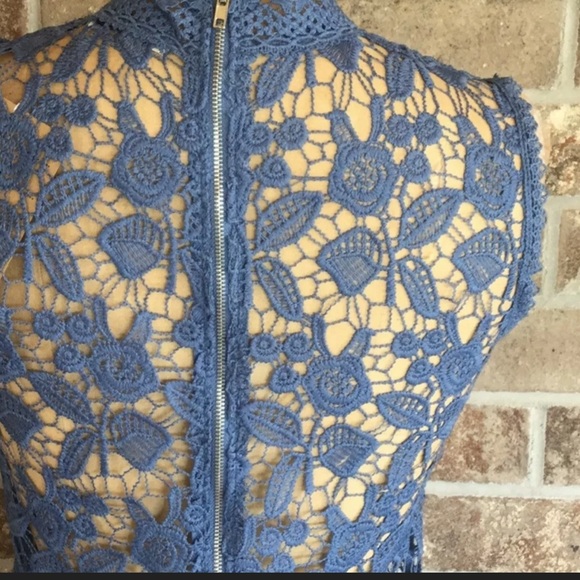 💙Chance or Fate Blue Top💙, Size Medium - Picture 5 of 7